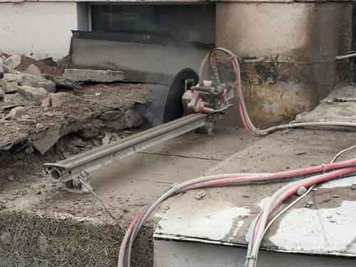 Алмазная резка железобетонного тоннеля стенорезной машиной