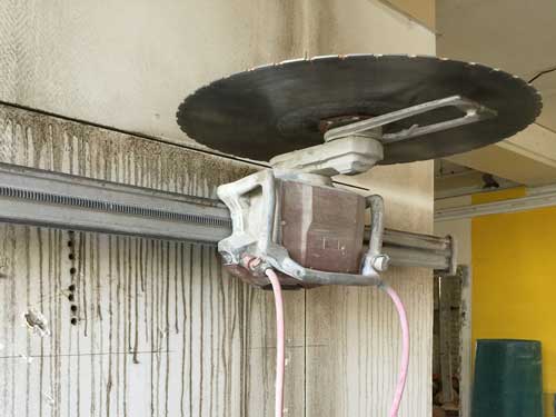 Алмазная резка стен