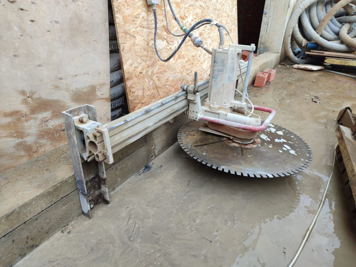 алмазная резка ригеля